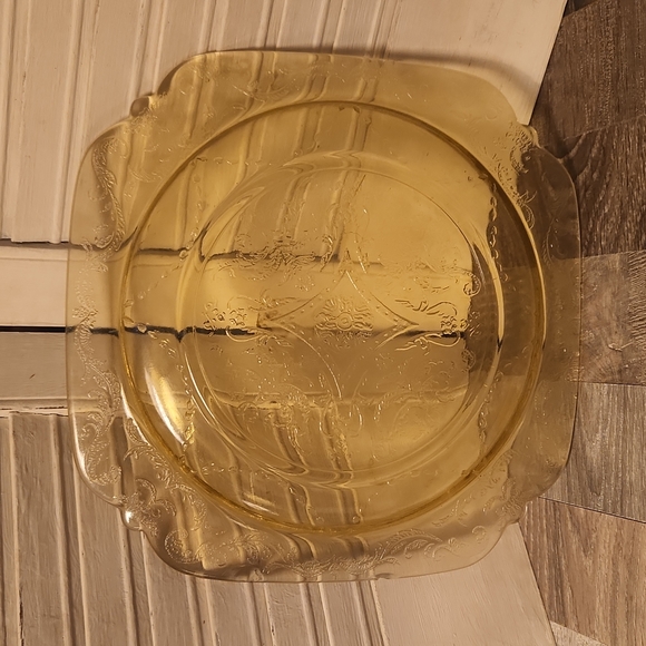 PLATE 1 - Vintage Federal Depression Glass Madrid Amber Lunch Plate 9" - Picture 6 of 6